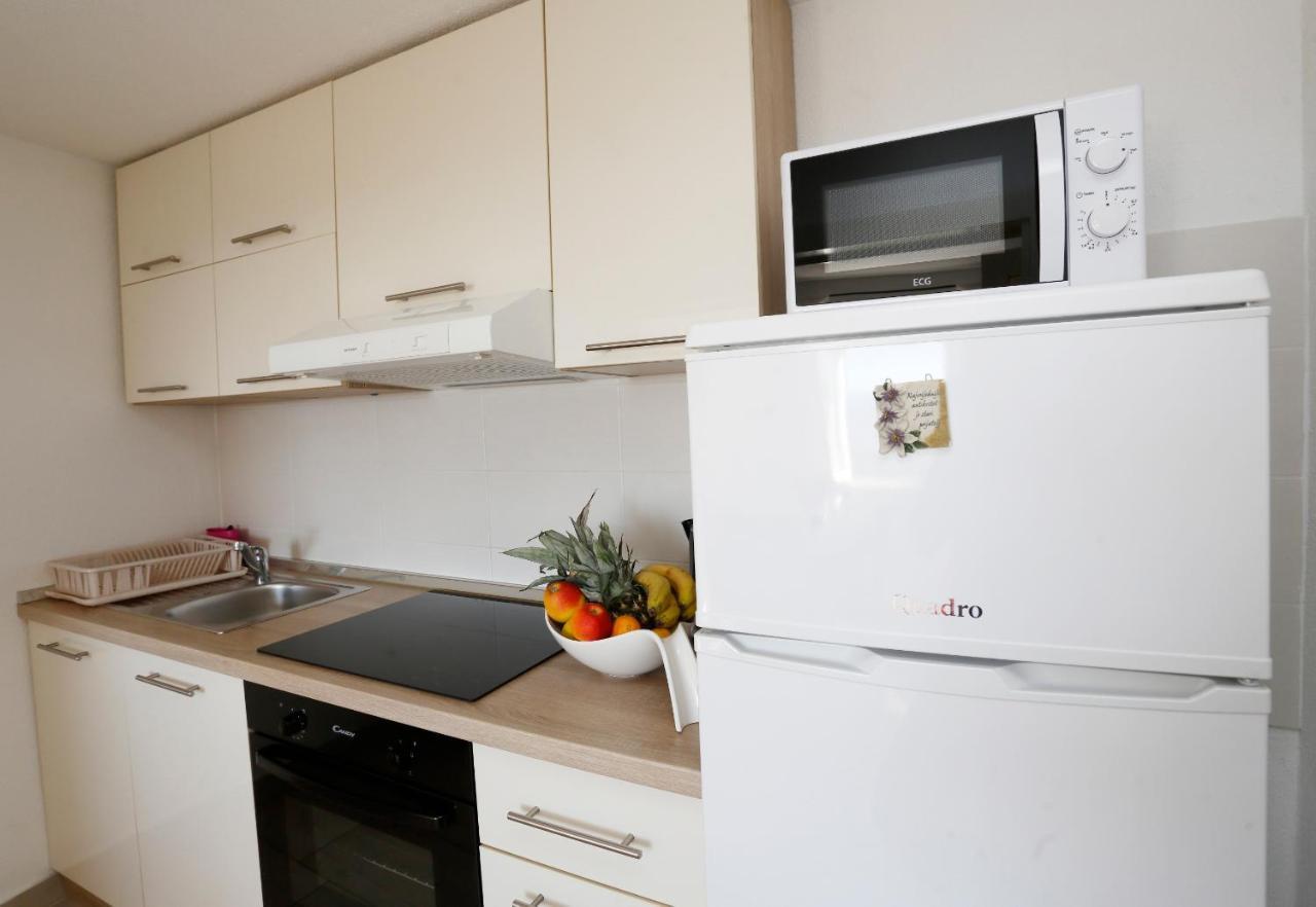 Holiday Home Miklica Klis エクステリア 写真