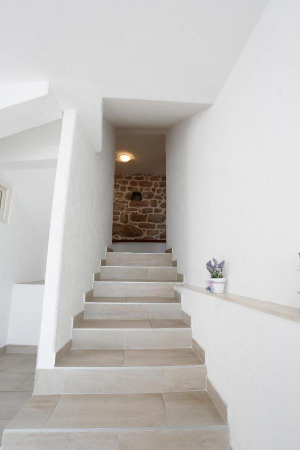 Holiday Home Miklica Klis エクステリア 写真