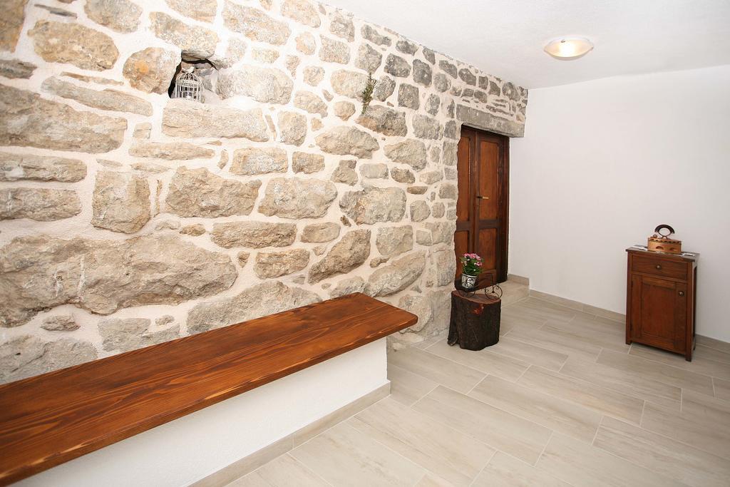 Holiday Home Miklica Klis エクステリア 写真