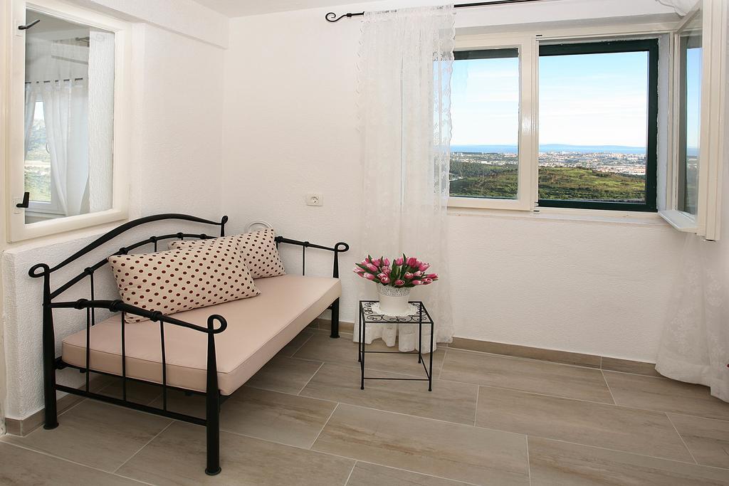 Holiday Home Miklica Klis エクステリア 写真