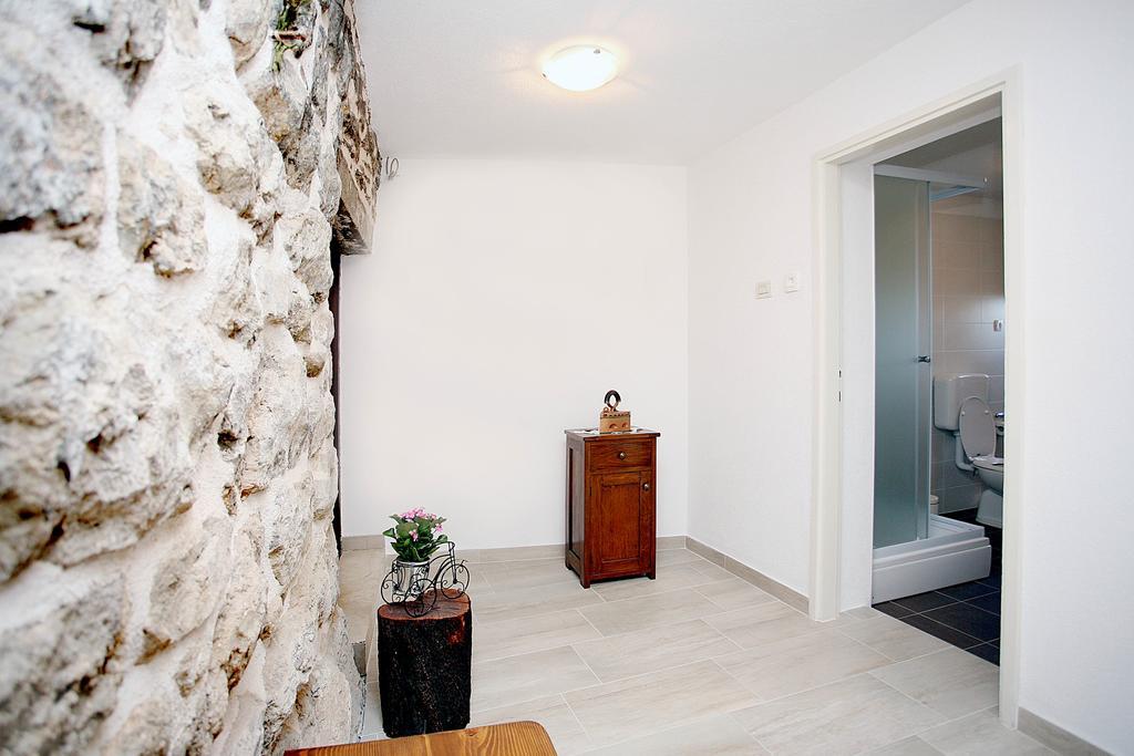 Holiday Home Miklica Klis エクステリア 写真